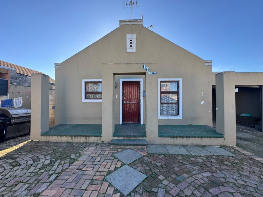 5 Bedroom Property for Sale in Forest Village Western Cape